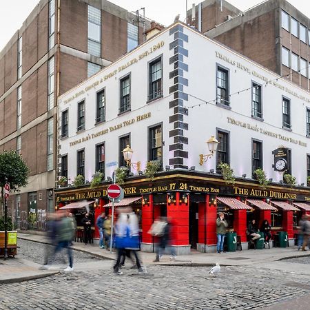 Отель The Auld Dubliner Экстерьер фото